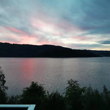 Sunrise - Self Check In - Free Parking