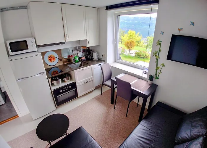 Sunrise - Self Check In - Free Parking Lägenhet *