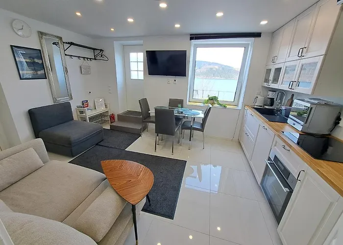 Sunrise - Self Check In - Free Parking Lägenhet