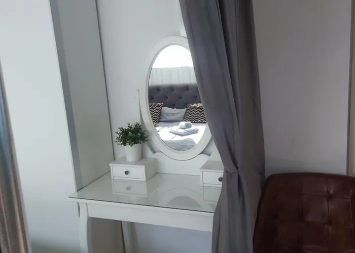 Sunrise - Self Check In - Free Parking Lägenhet